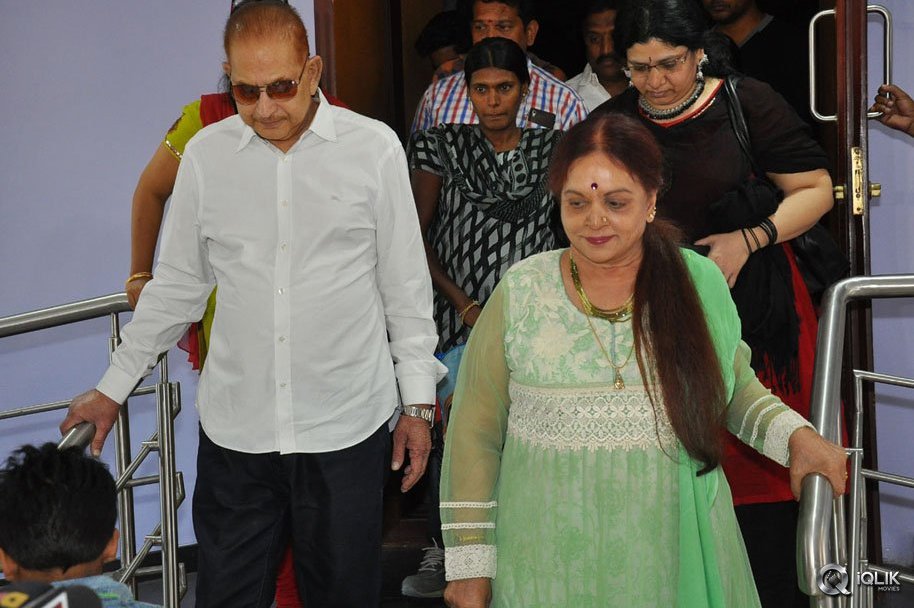 Krishna-And-Vijaya-Nirmala-Pressmeet-About-Nandini-Nursing-Home-Movie